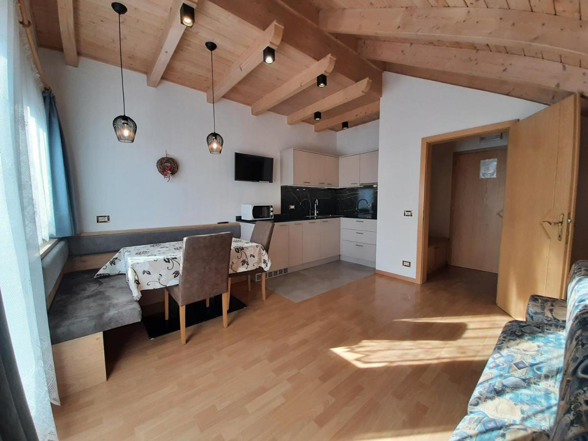 Apartments Lasteis Ла Вилла Экстерьер фото