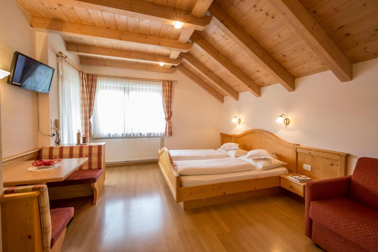 Apartments Lasteis Ла Вилла Экстерьер фото