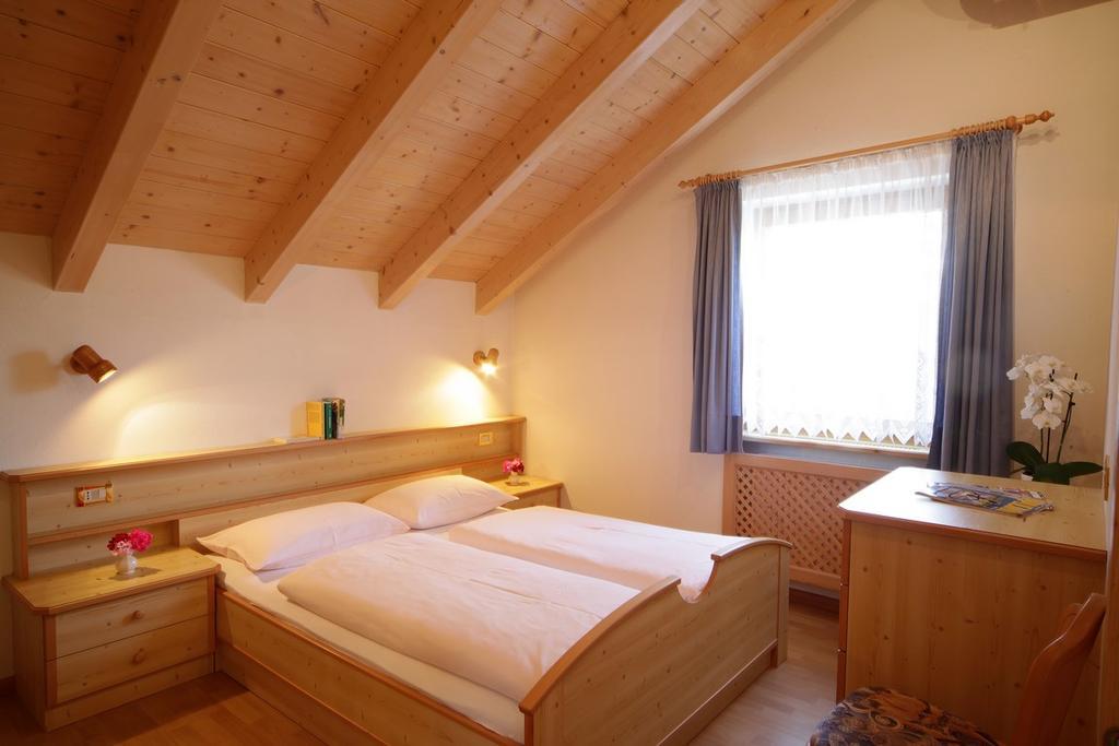 Apartments Lasteis Ла Вилла Экстерьер фото